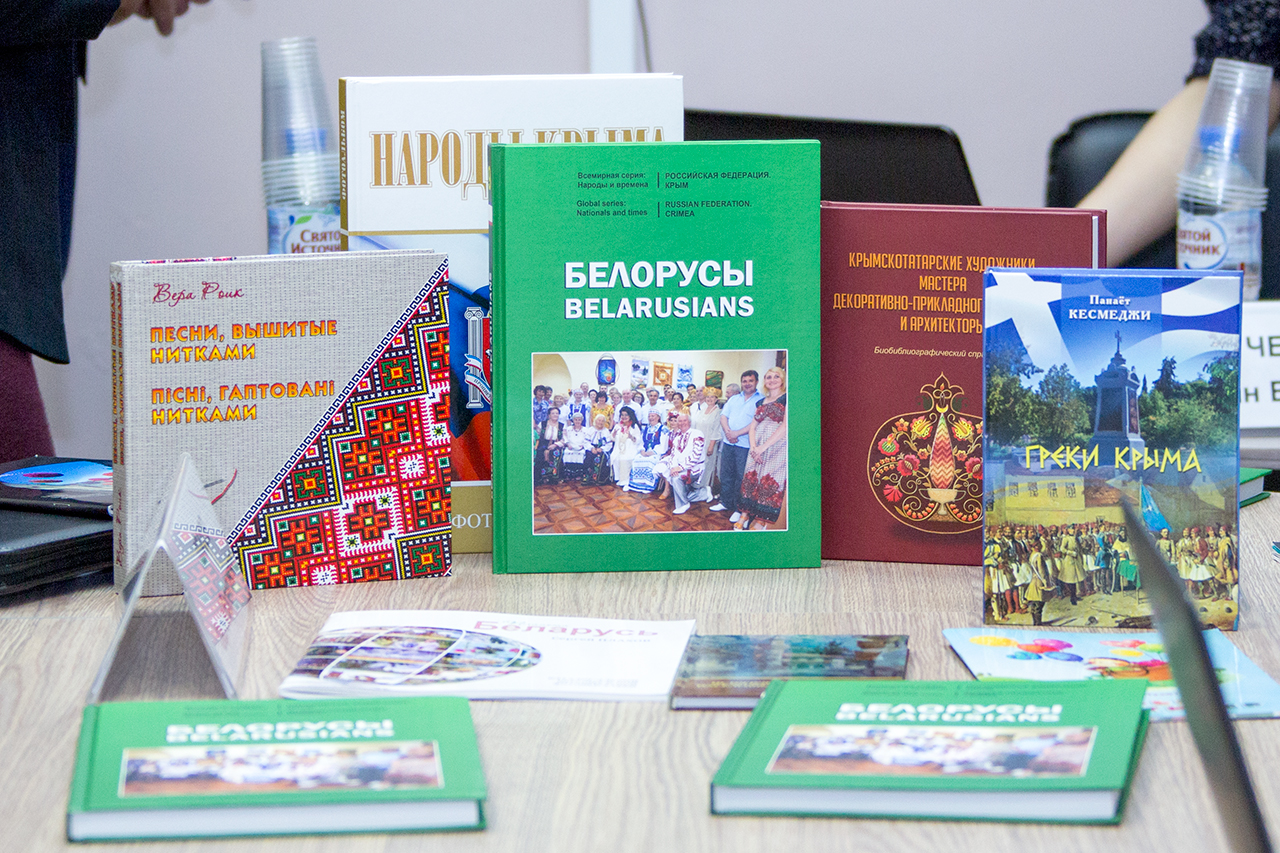 Издания белорусской диаспоры - в дар лаборатории истории диаспор истфака МГУ
