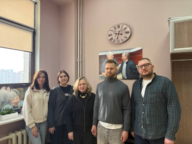 РАБОЧАЯ ВСТРЕЧА О.В. СОЛОПОВОЙ С ПРЕДСТАВИТЕЛЕМ ФЕДЕРАЛЬНОГО ГОСУДАРСТВЕННОГО БЮДЖЕТНОГО УЧРЕЖДЕНИЯ «ПРЕЗИДЕНТСКАЯ БИБЛИОТЕКА ИМЕНИ Б.Н. ЕЛЬЦИНА» М.К. СКОРОБОГАТЫМ