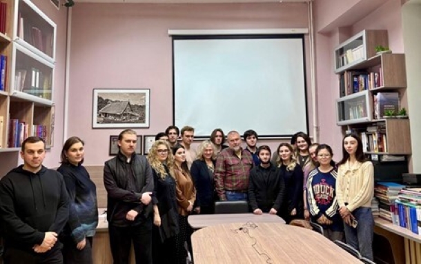 Эксперты объяснили, почему ужесточаются миграционные законы