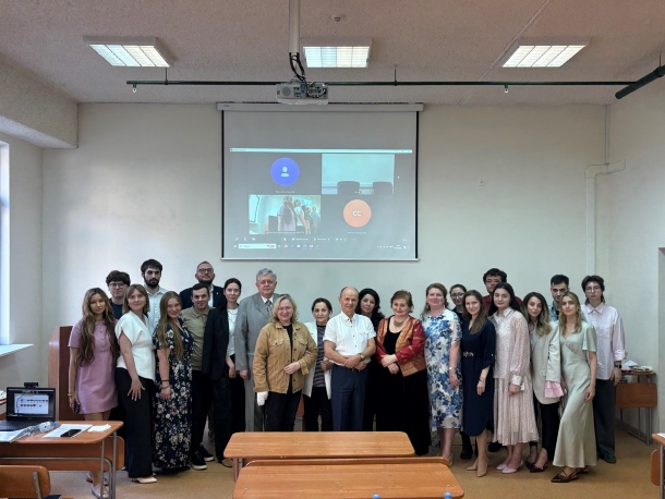 Защиты выпускных квалификационных работ по межкафедральной магистерской программе «История диаспор и миграционных процессов» в 2025 году